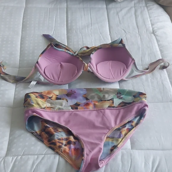 🌟HOST PICK🌟, La Vie En Rose Pink, and Brown Bikini Swimwear - Picture 11 of 13